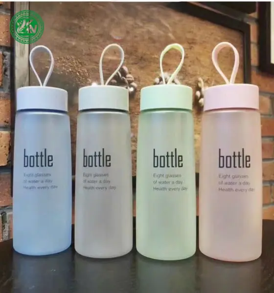 Bình Nước Nhựa Có Quai 500ml