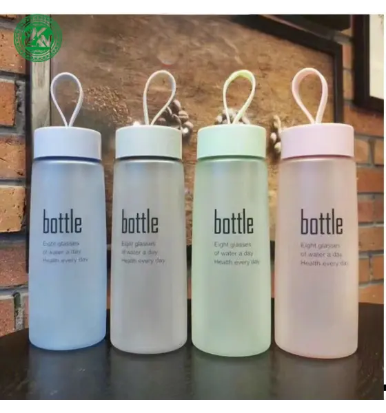 Bình Nước Nhựa Có Quai 500ml